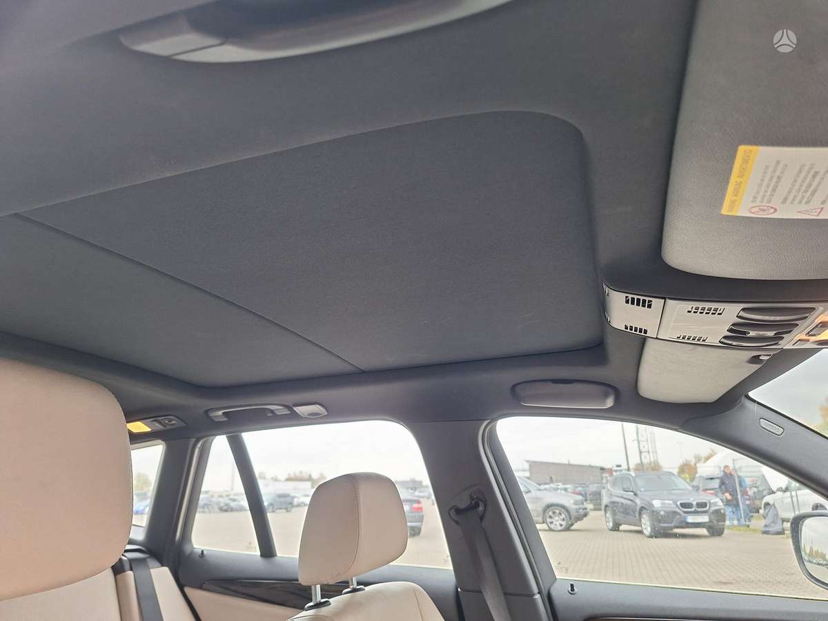 BMW X1 2010 — photo 14