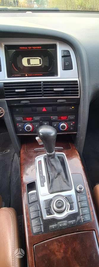 Audi A6 2009 — photo 38