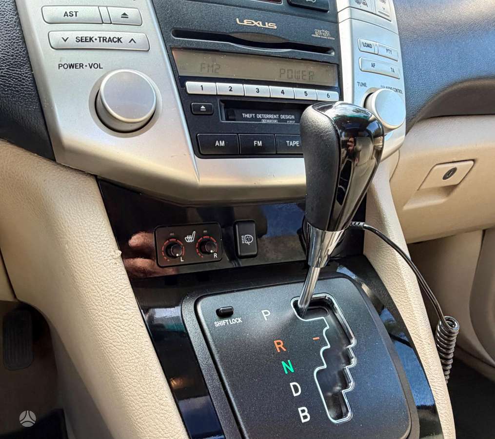 Lexus RX 2006 — photo 22