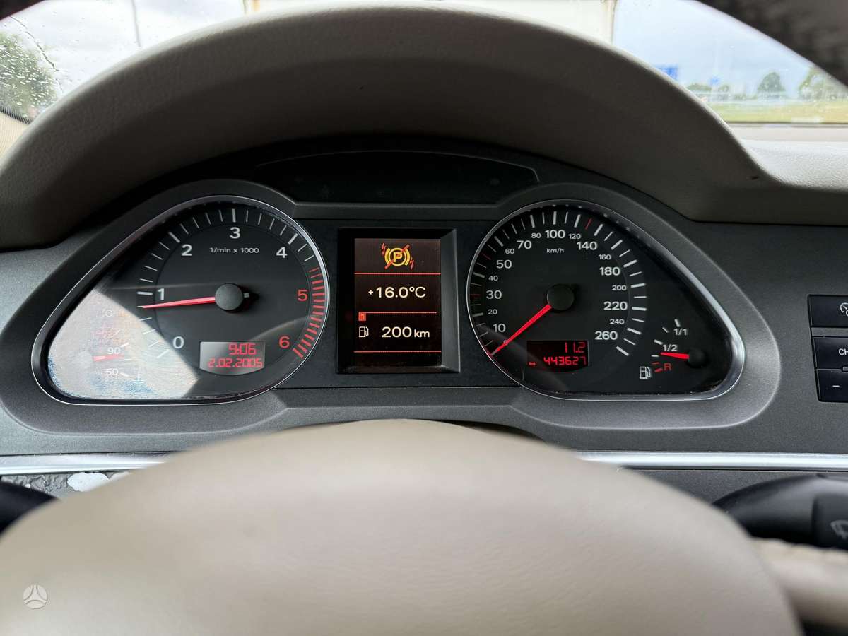 Audi A6 2006 — photo 10