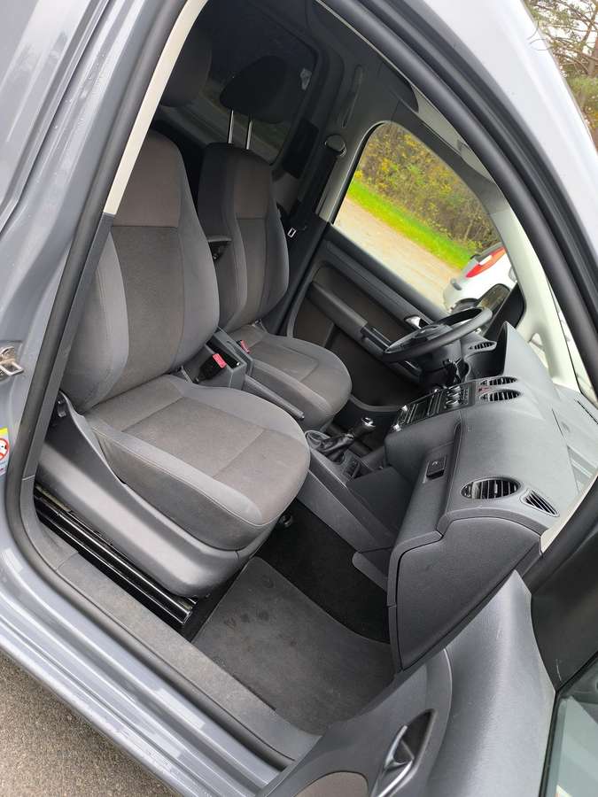 Volkswagen Caddy 2012 — photo 22