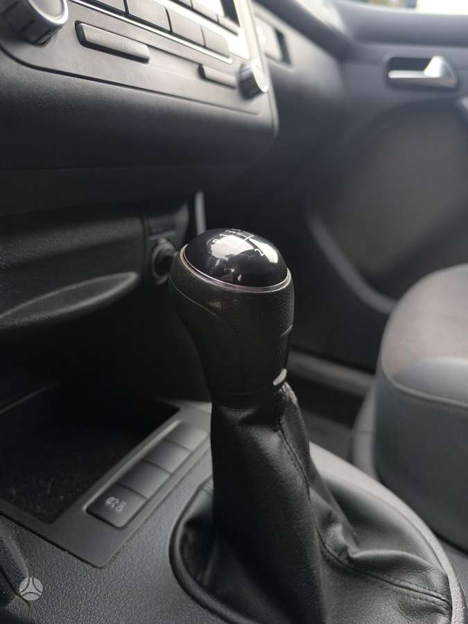 Volkswagen Caddy 2012 — photo 25