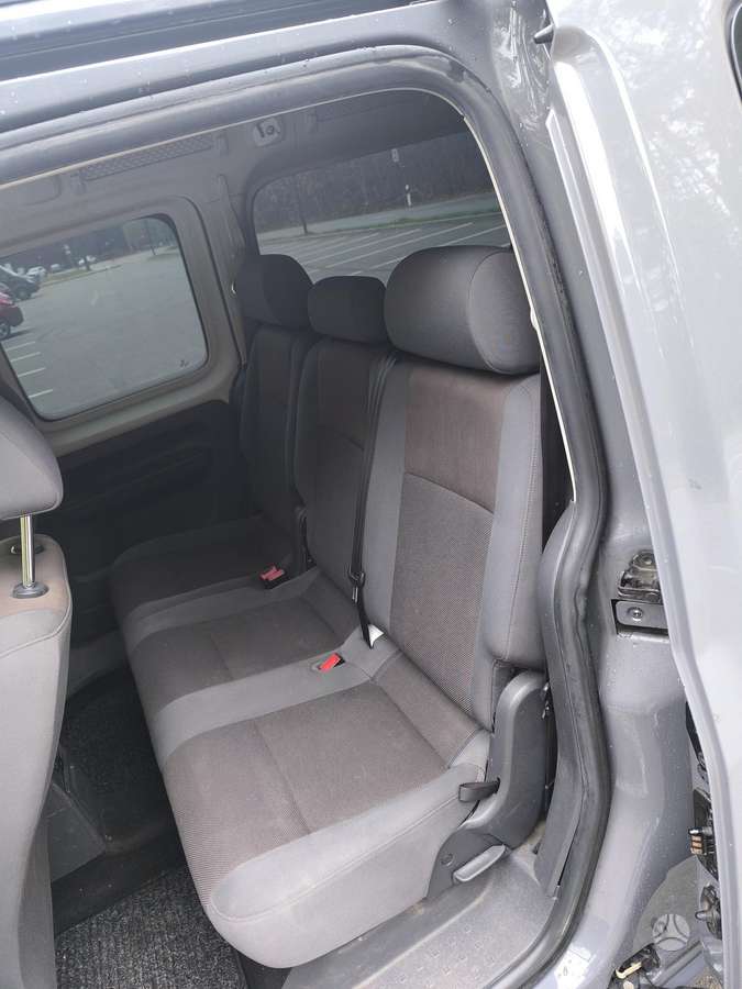 Volkswagen Caddy 2012 — photo 26