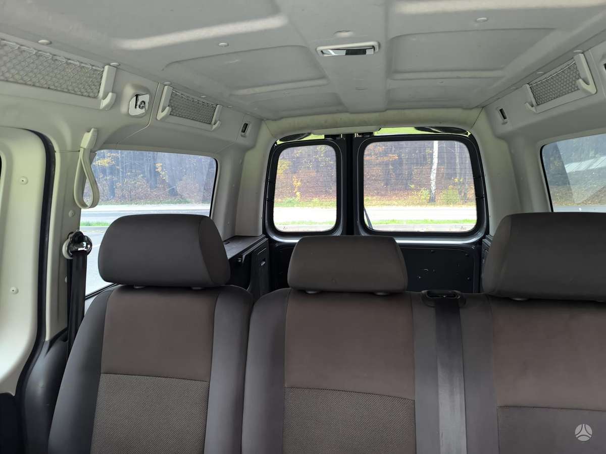 Volkswagen Caddy 2012 — photo 29