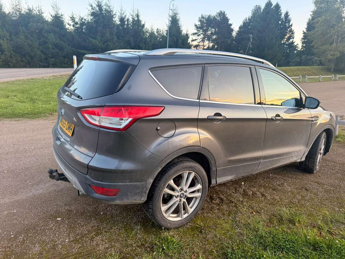Ford Kuga 2015 — engine 1997 cm³, 140 HP (103kW)
