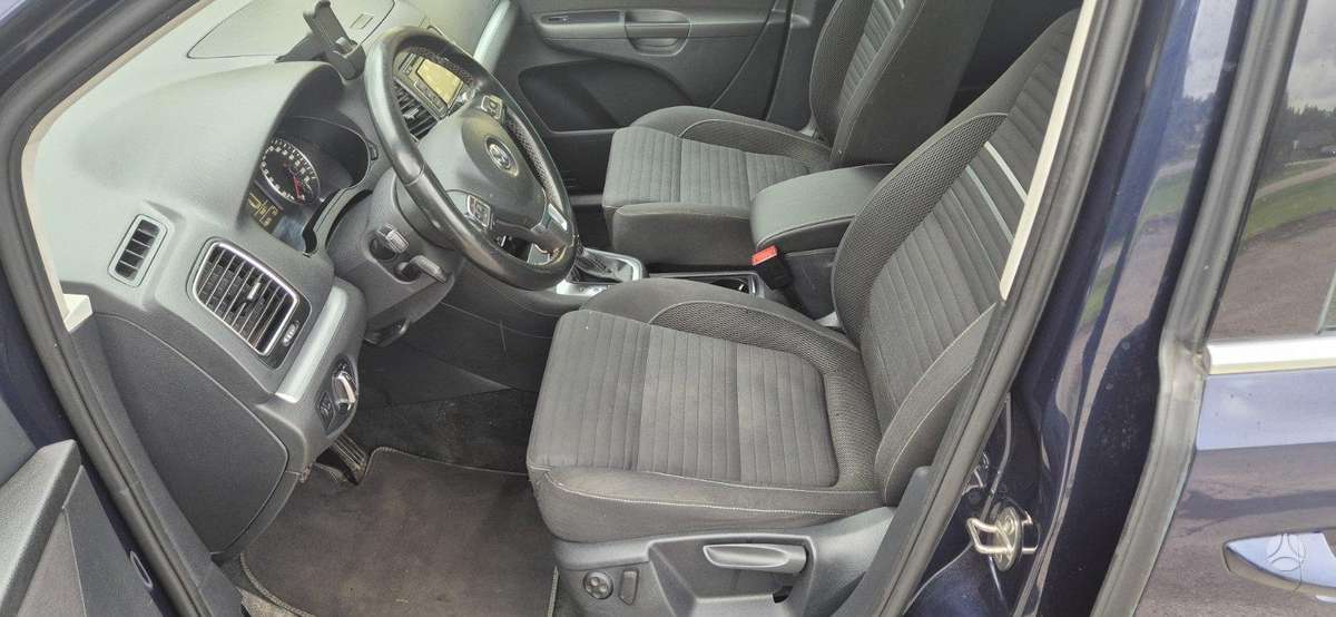 Volkswagen Sharan 2014 — photo 10