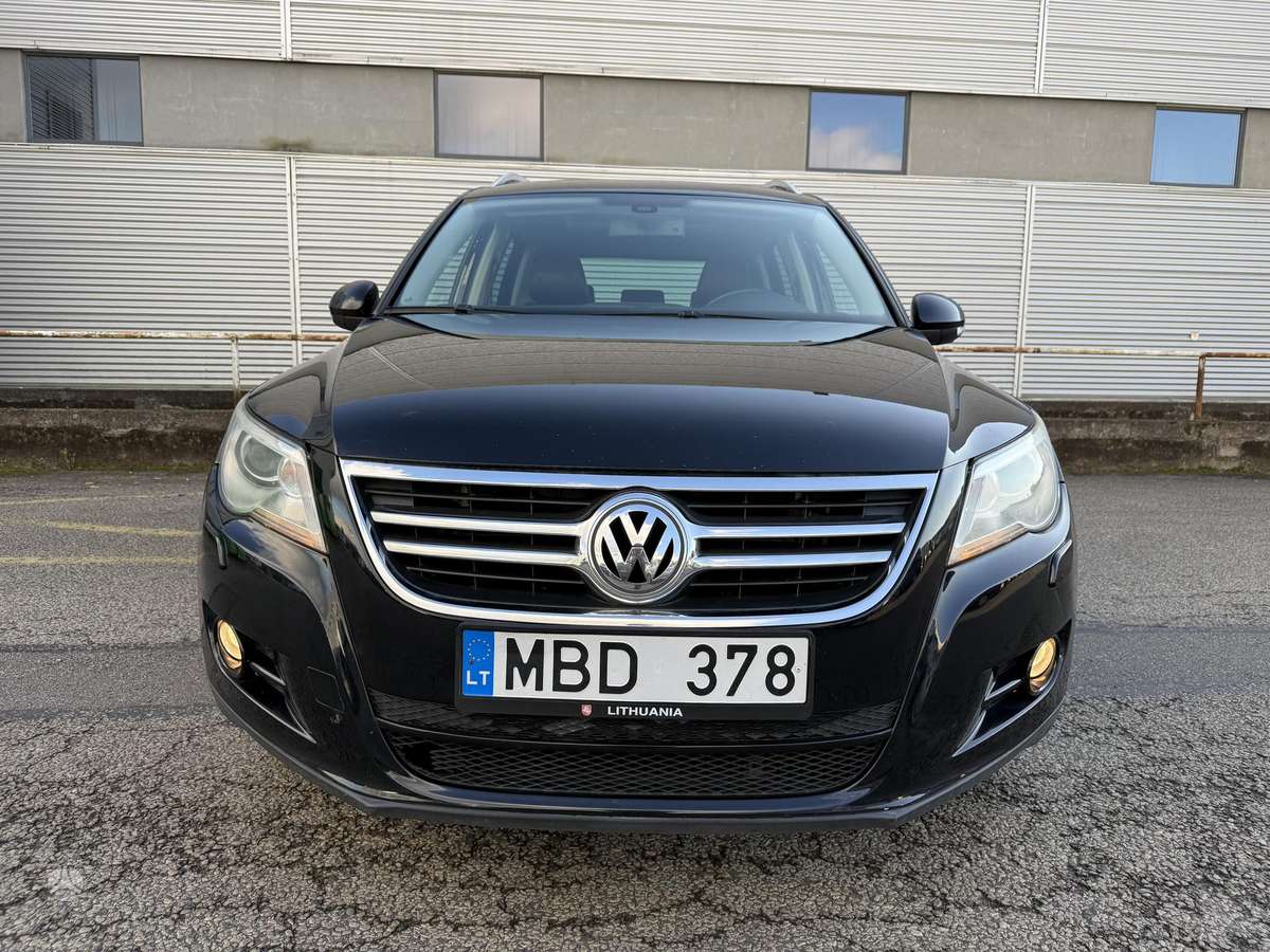 Volkswagen Tiguan 2008 — вигляд ззаду
