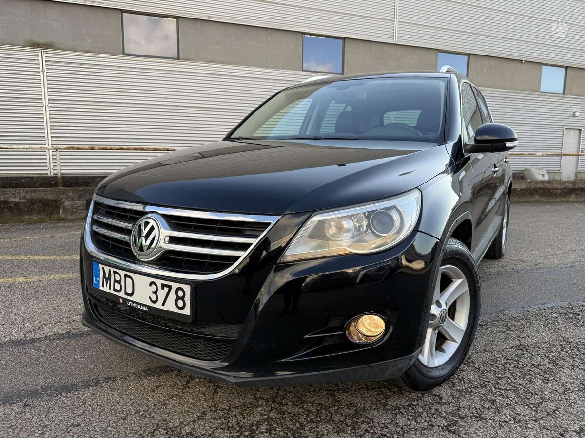 Volkswagen Tiguan 2008 — салон