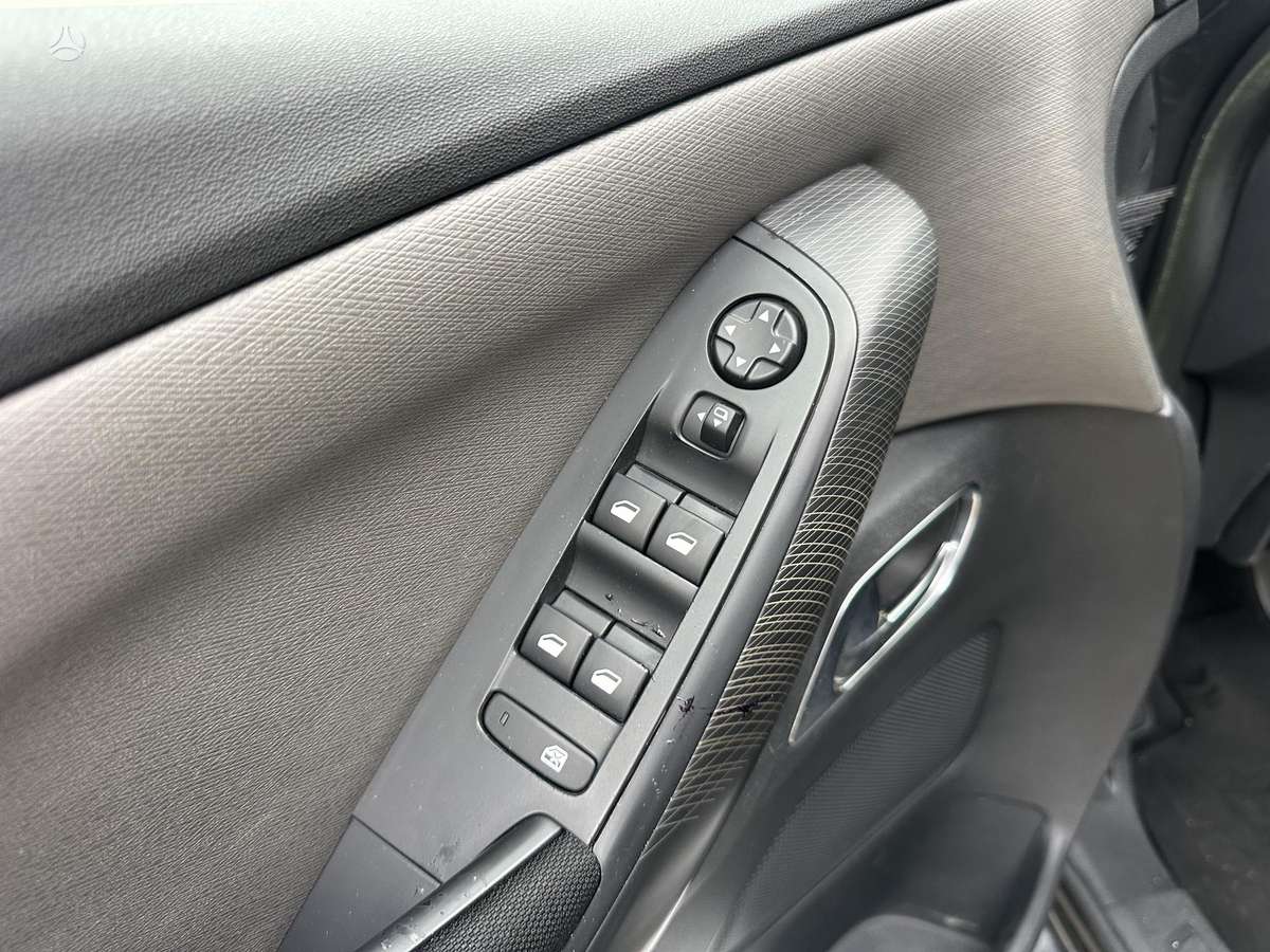 Citroen Grand 2014 — фото 12