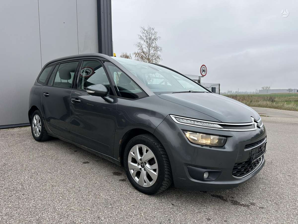 Citroen Grand 2014 — салон