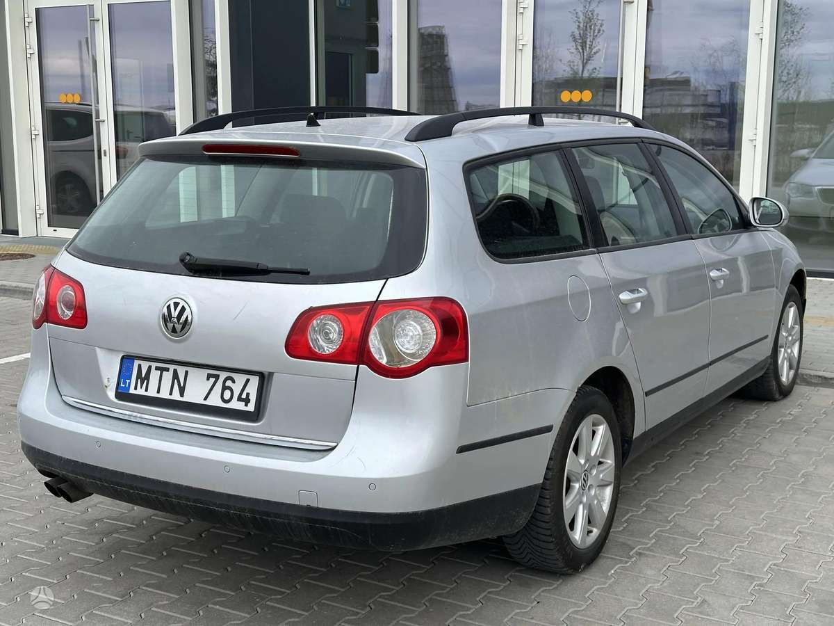 Volkswagen Passat 2010 — photo 5