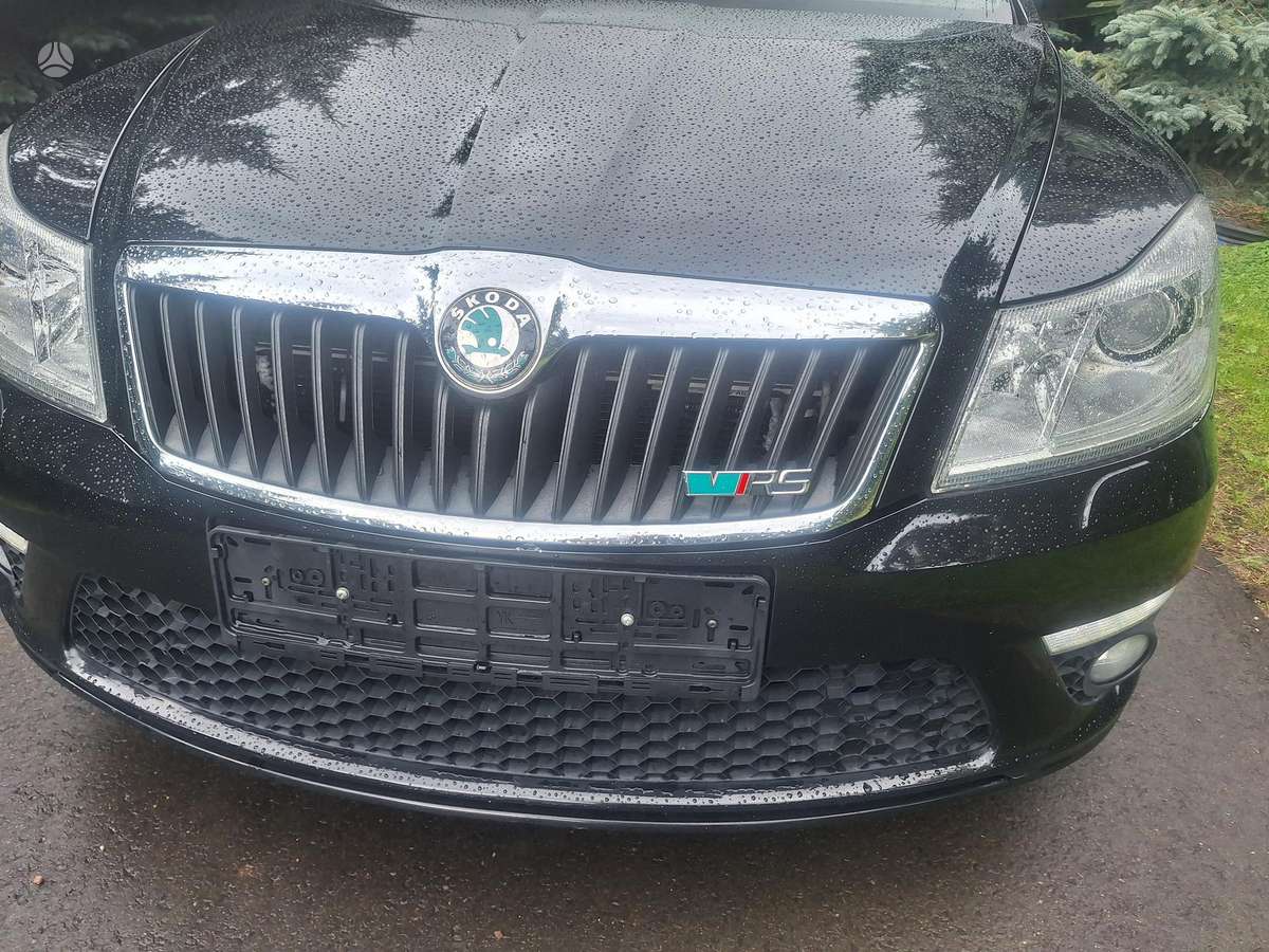 Skoda Octavia 2011 — вигляд ззаду