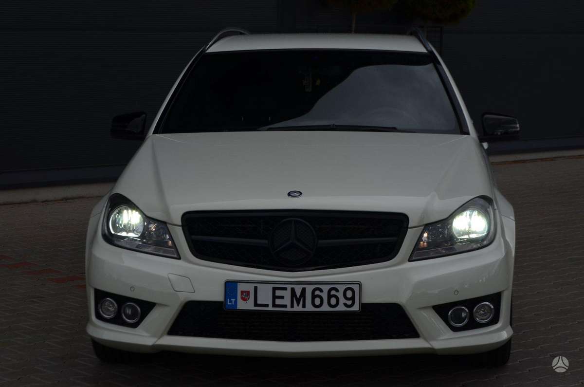 Mercedes-Benz C220 2012 — photo 7