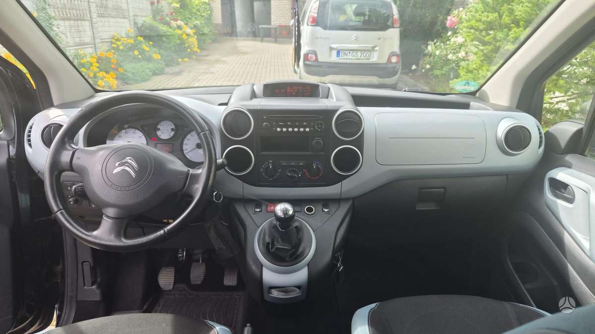 Citroen Berlingo 2015 — photo 11