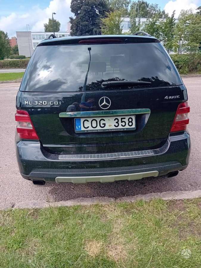 Mercedes-Benz 320 2007 — photo 6