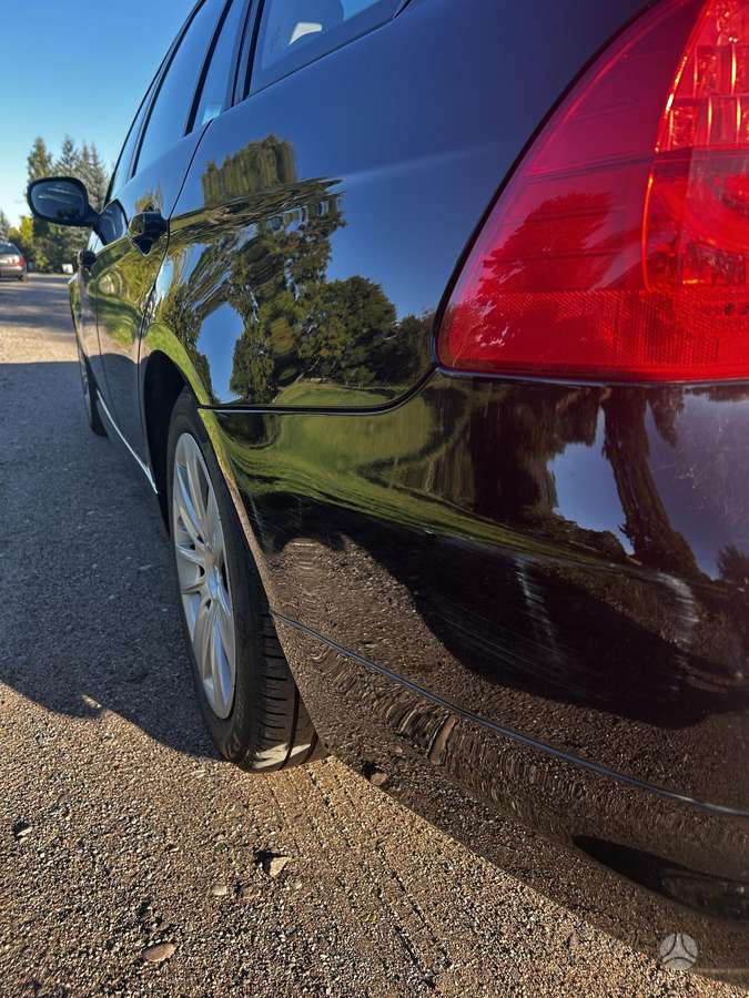 BMW 316 2010 — photo 11