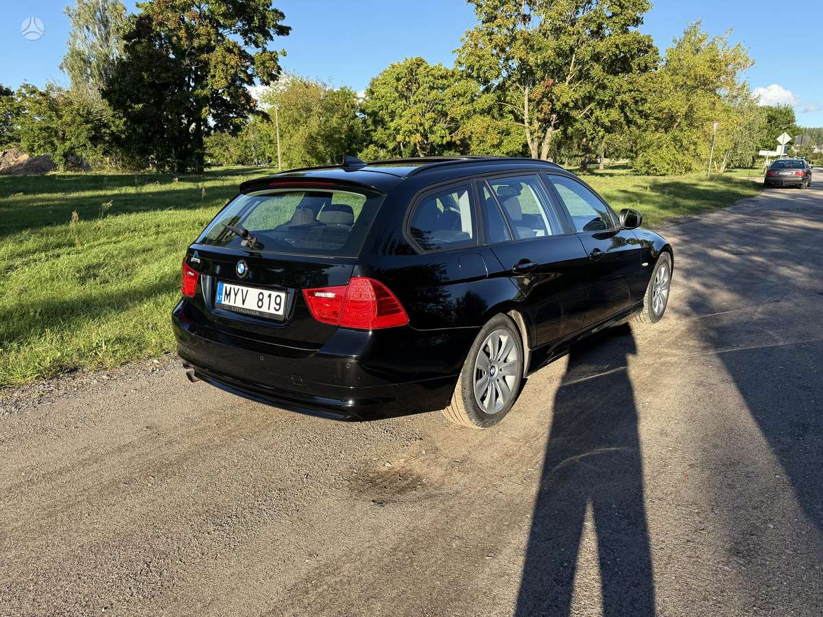 BMW 316 2010 — engine 2000 cm³, 116 HP (85kW)