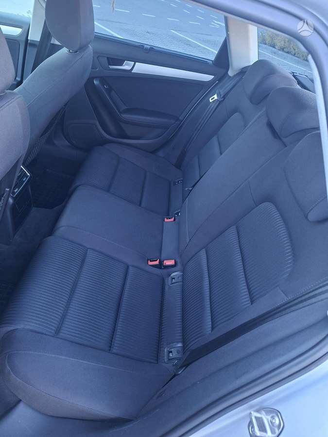 Audi A4 2013 — photo 11