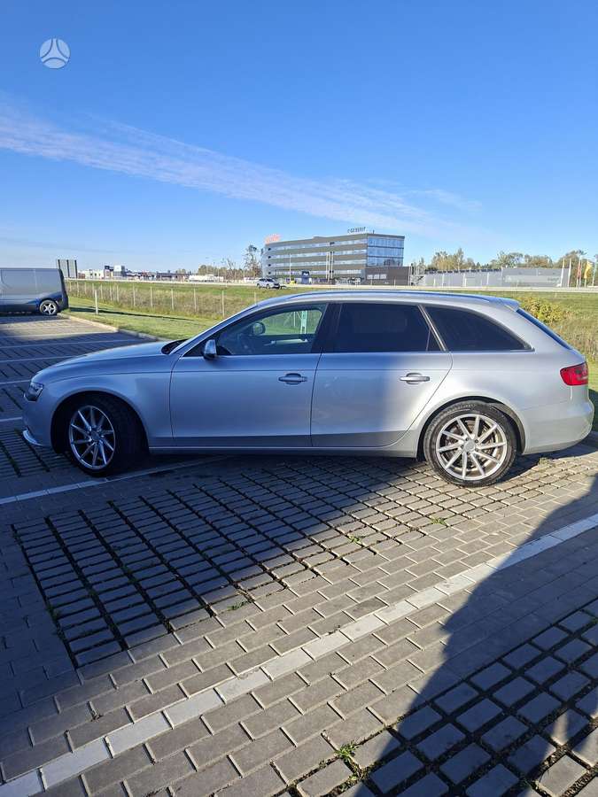 Audi A4 2013 — interior