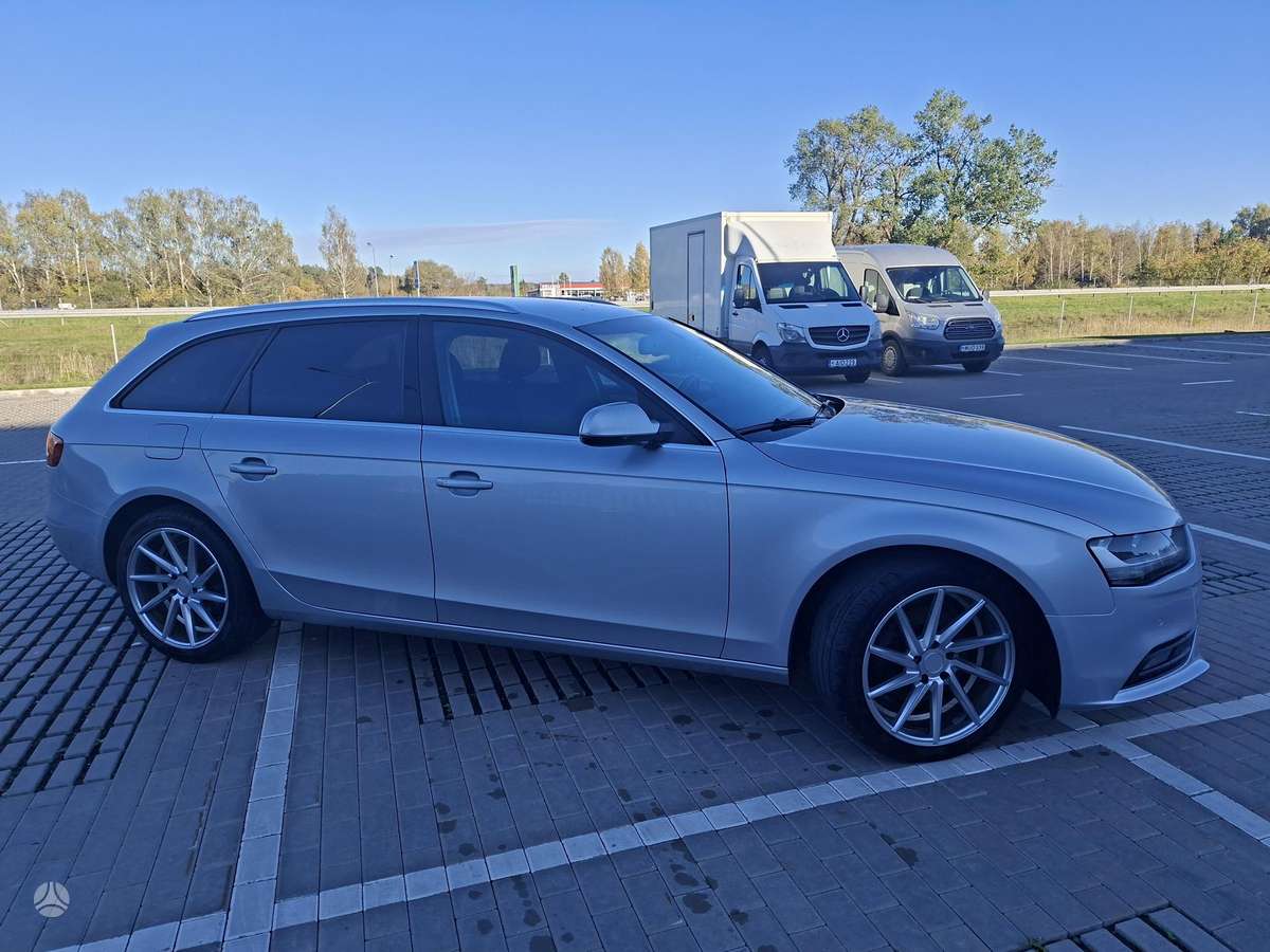 Audi A4 2013 — photo 7
