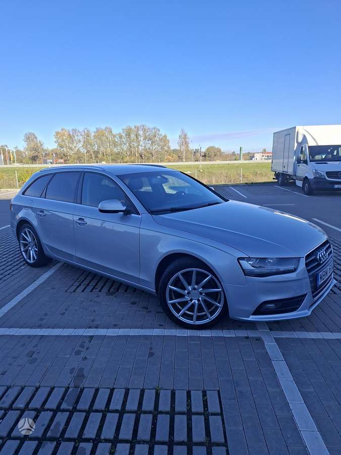 Audi A4 2013 — photo 8