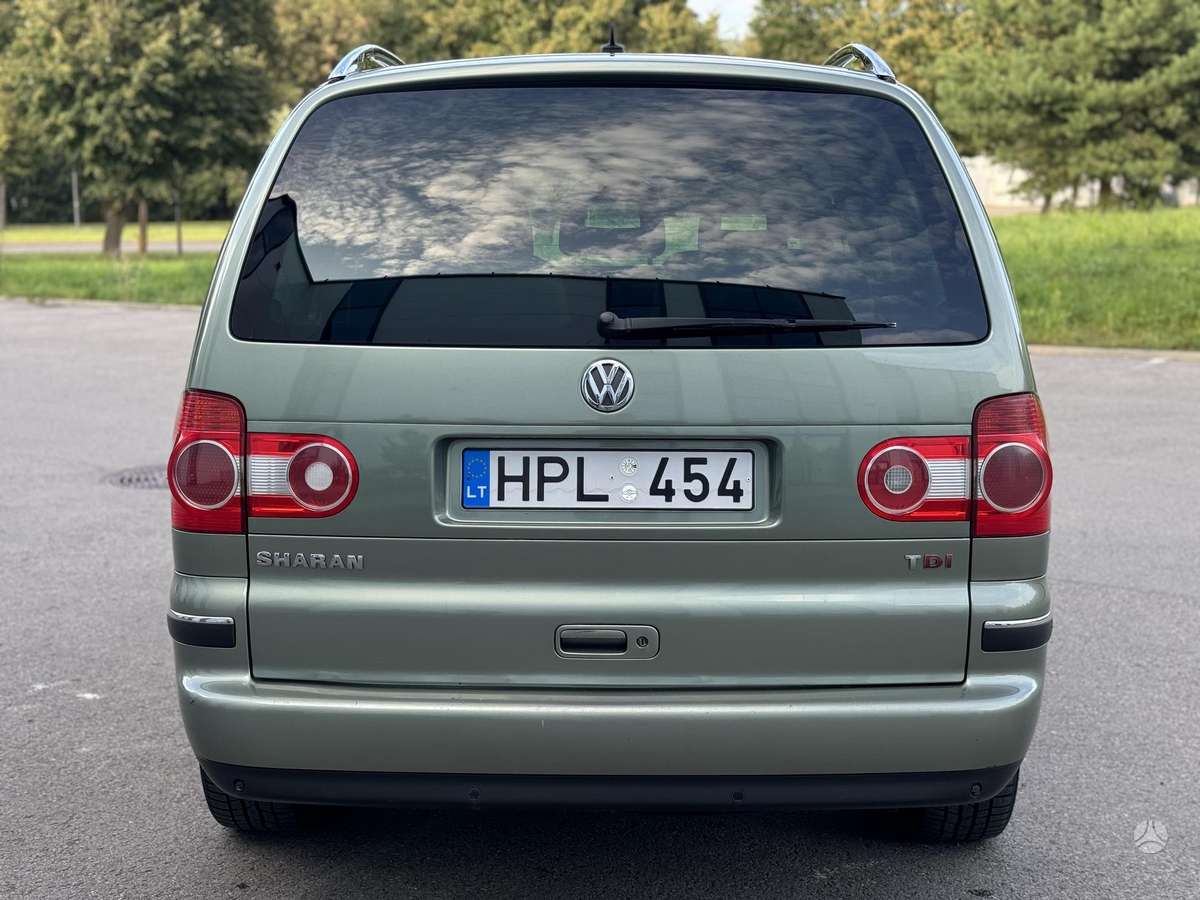Volkswagen Sharan 2004 — photo 11