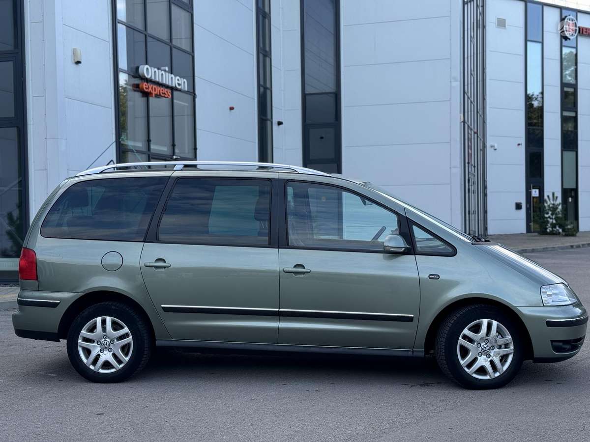 Volkswagen Sharan 2004 — photo 12
