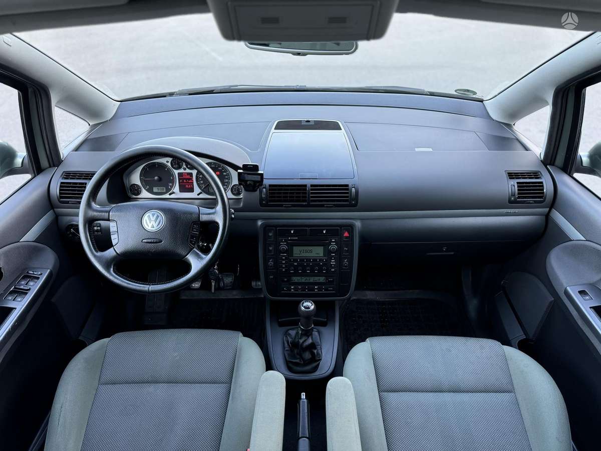 Volkswagen Sharan 2004 — photo 19