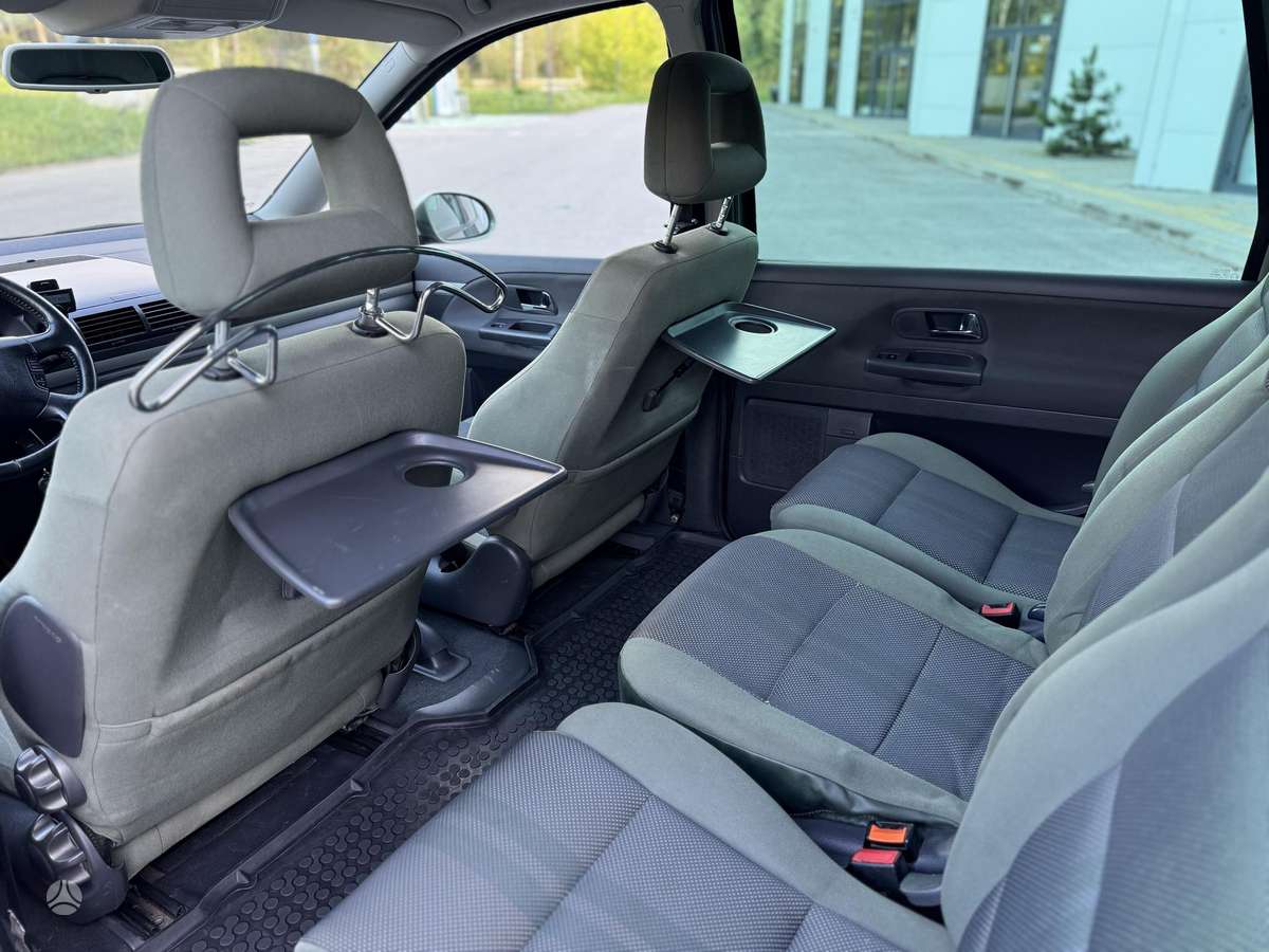 Volkswagen Sharan 2004 — photo 24