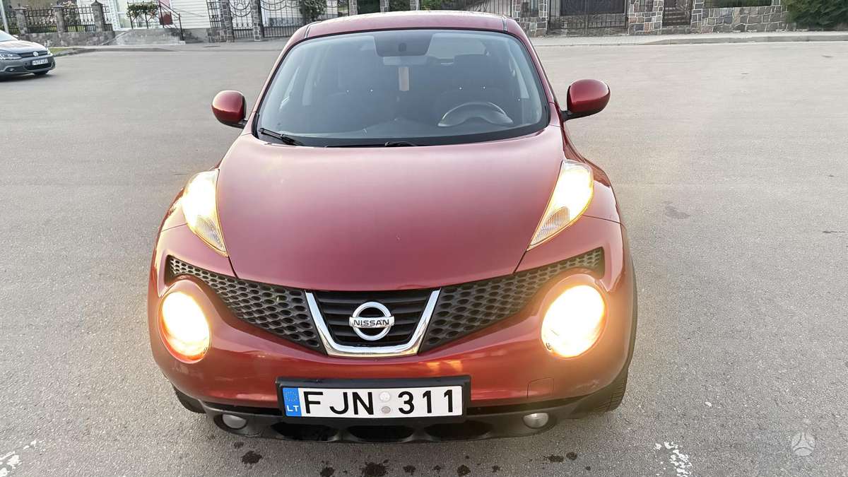 Nissan Juke 2011 — photo 14