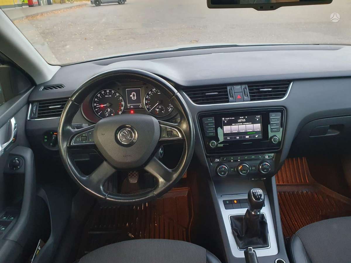 Skoda Octavia 2015 — photo 16