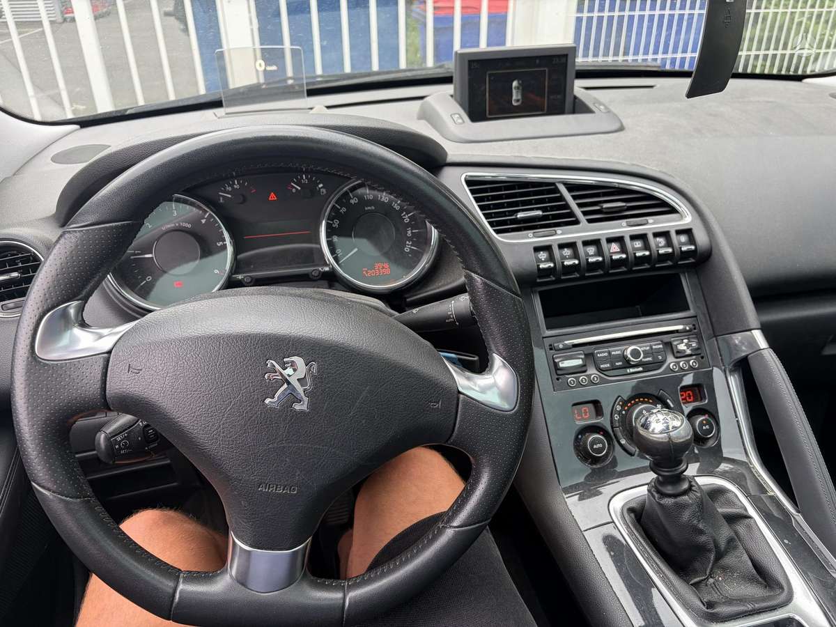 Peugeot 3008 2014 — photo 15