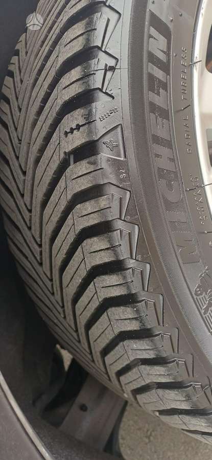 Volvo V70 2013 — photo 10