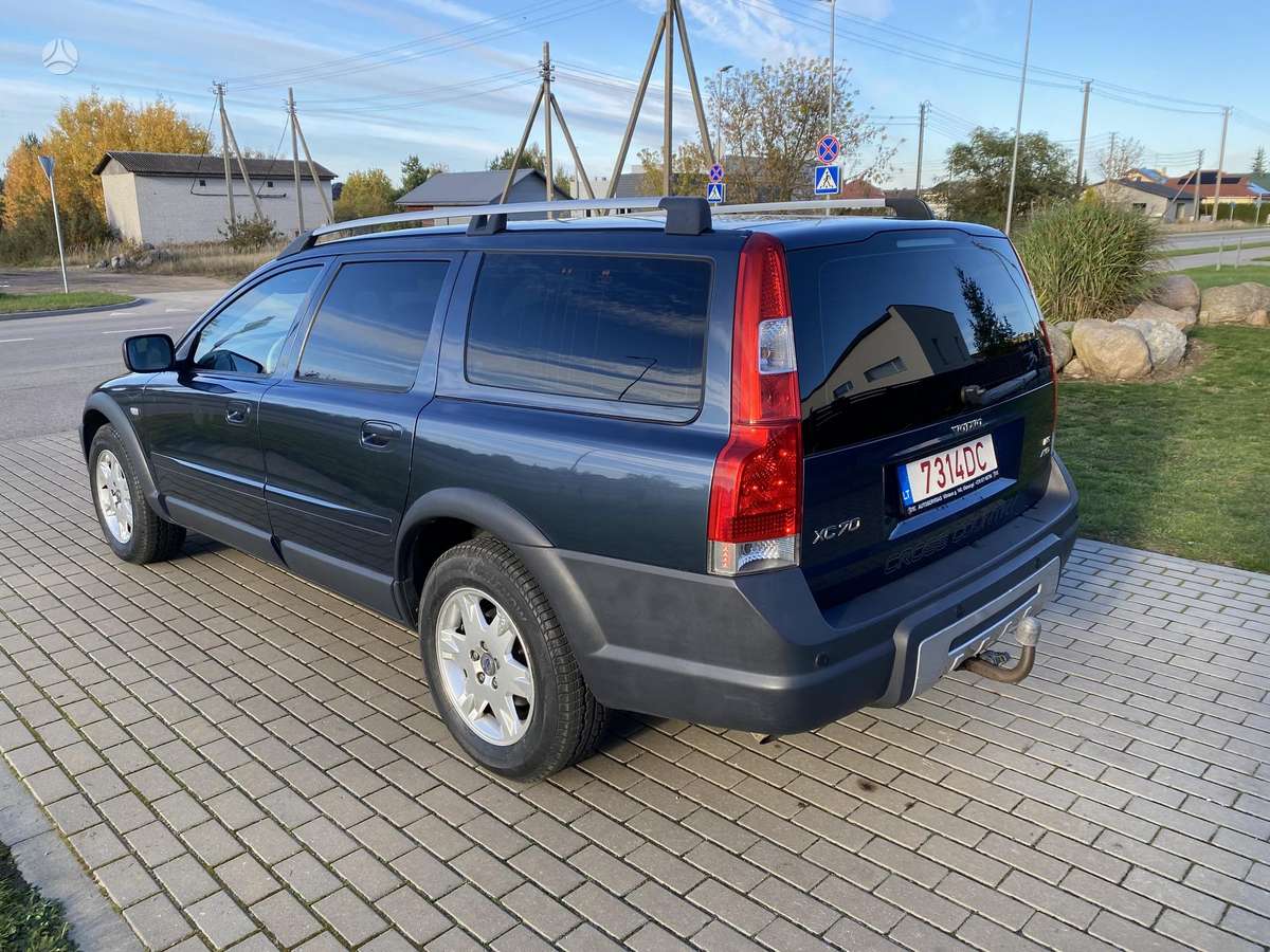 Volvo XC70 2007 — двигун 2401 cm³, 163 HP (120kW)