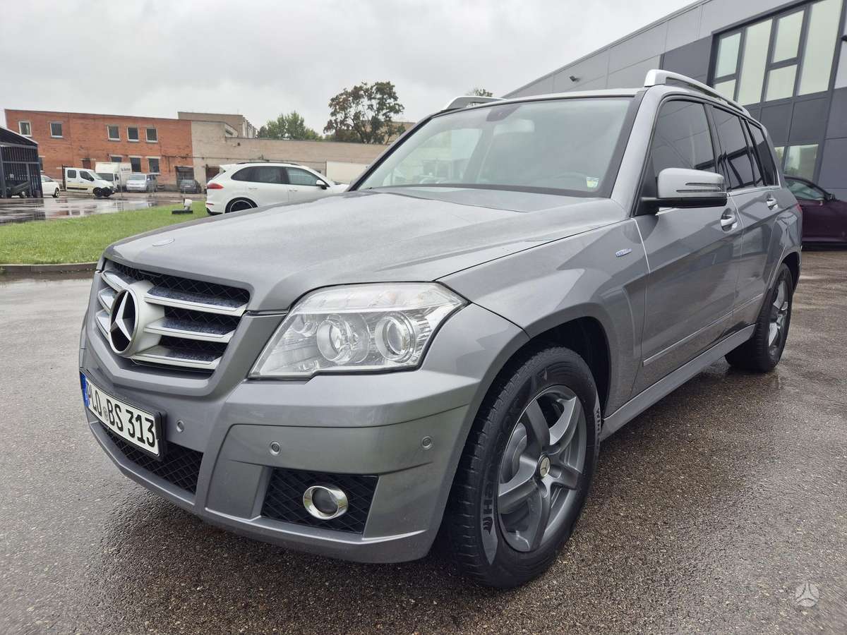 Mercedes-Benz GLK220 2010 — engine 2000 cm³, 170 HP (125kW)