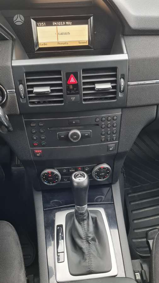 Mercedes-Benz GLK320 2008 — photo 11