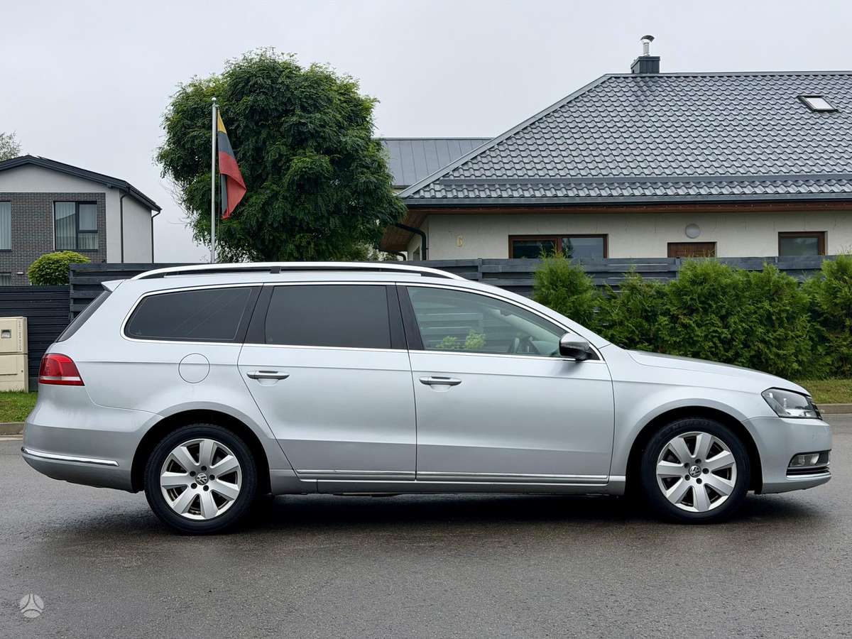 Volkswagen Passat 2011 — engine 1598 cm³, 105 HP (77kW)