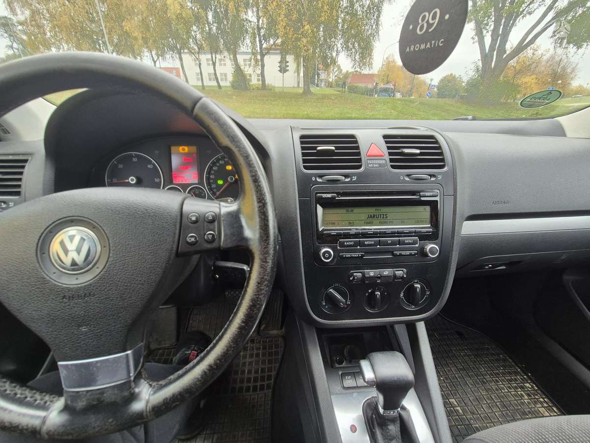 Volkswagen Golf 2008 — photo 21