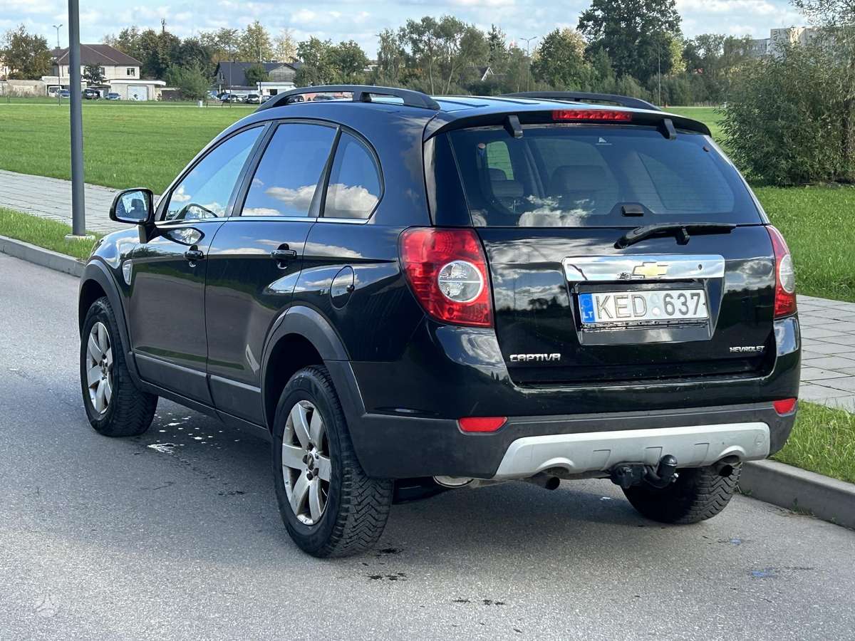 Chevrolet Captiva 2007 — interior