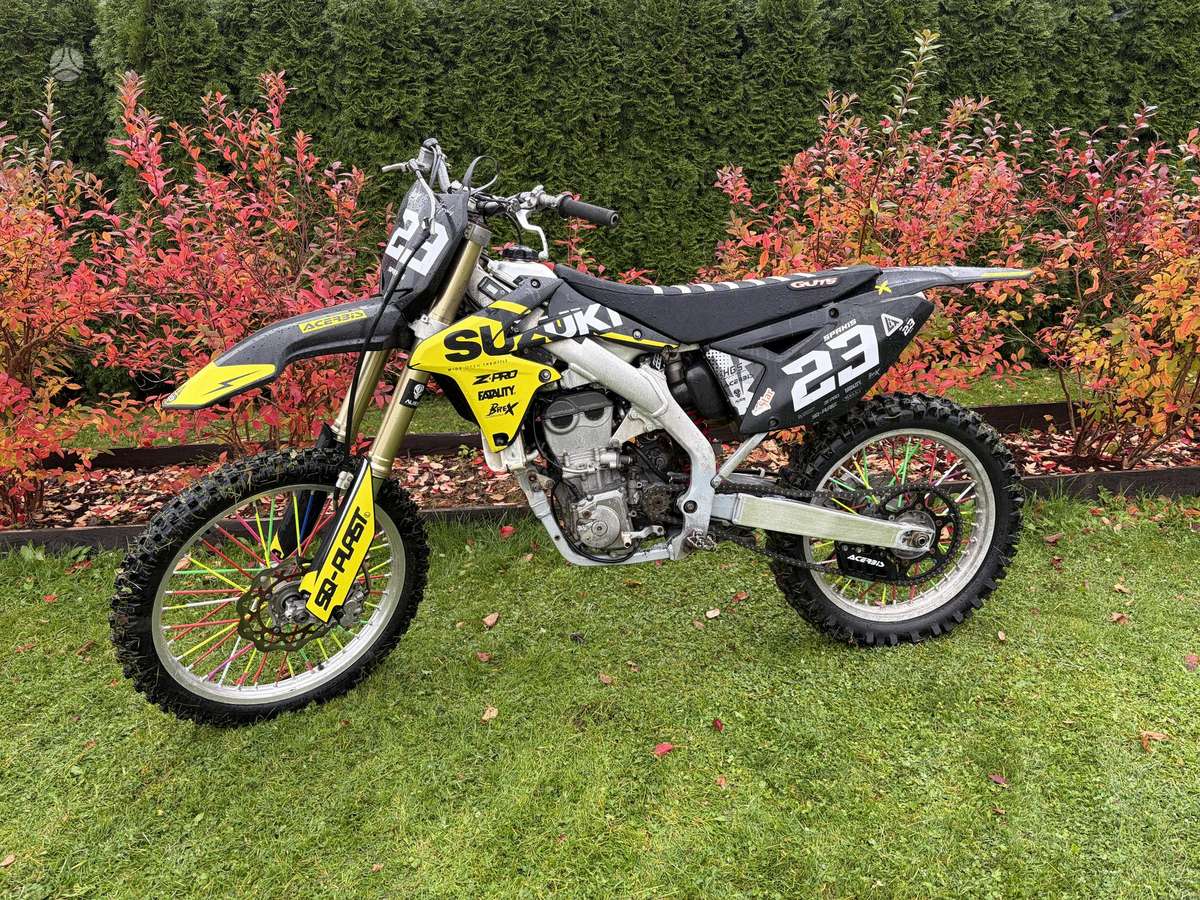 Suzuki RMZ 2011 — двигун 450 cm³