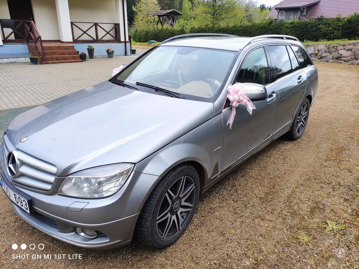 Mercedes-Benz C320 2008 — вигляд ззаду