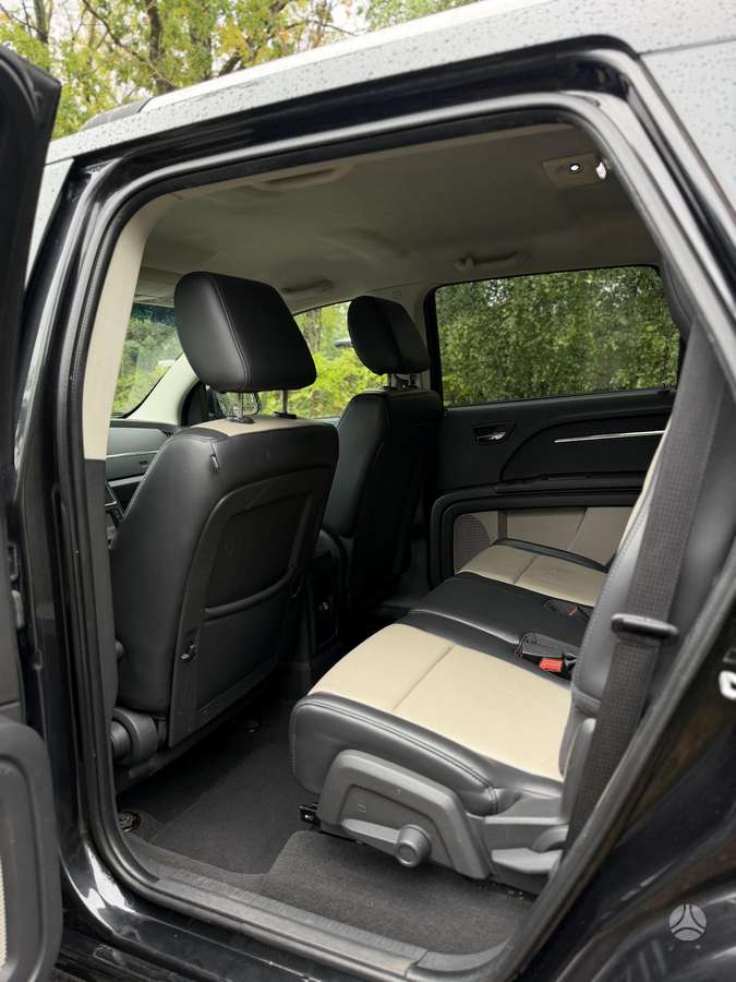 Dodge Journey 2009 — photo 14