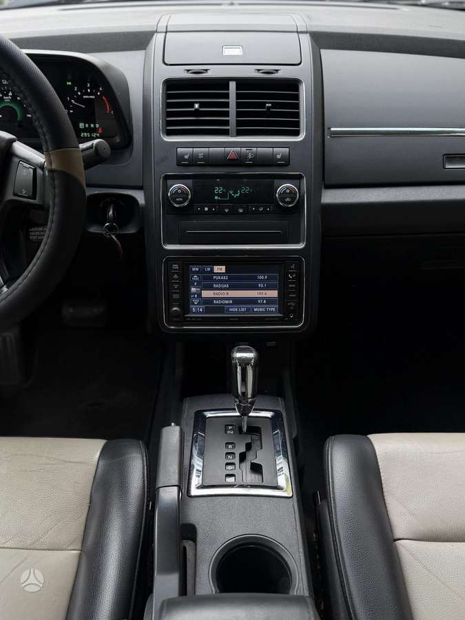 Dodge Journey 2009 — photo 16