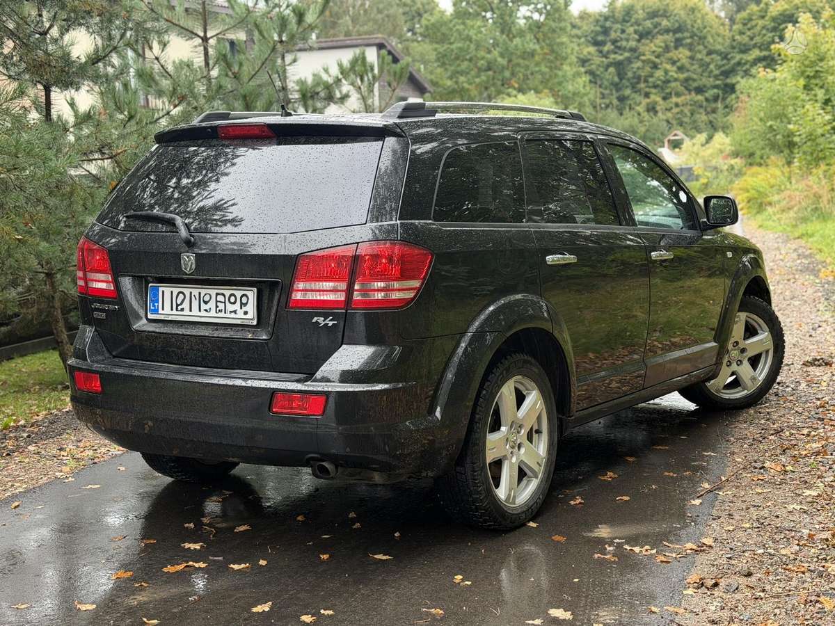 Dodge Journey 2009 — rear view