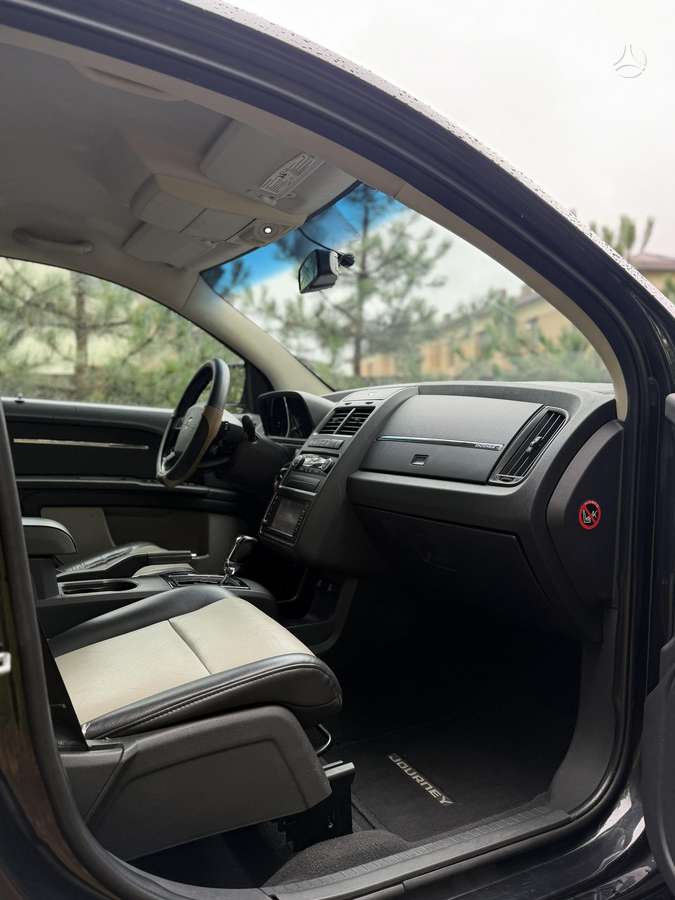 Dodge Journey 2009 — photo 7