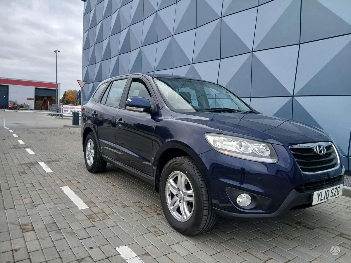 Hyundai Santa 2010 — вигляд ззаду