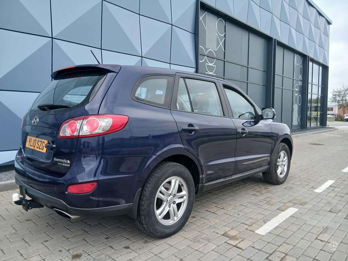 Hyundai Santa 2010 — двигун 2188 cm³, 155 HP (114kW)