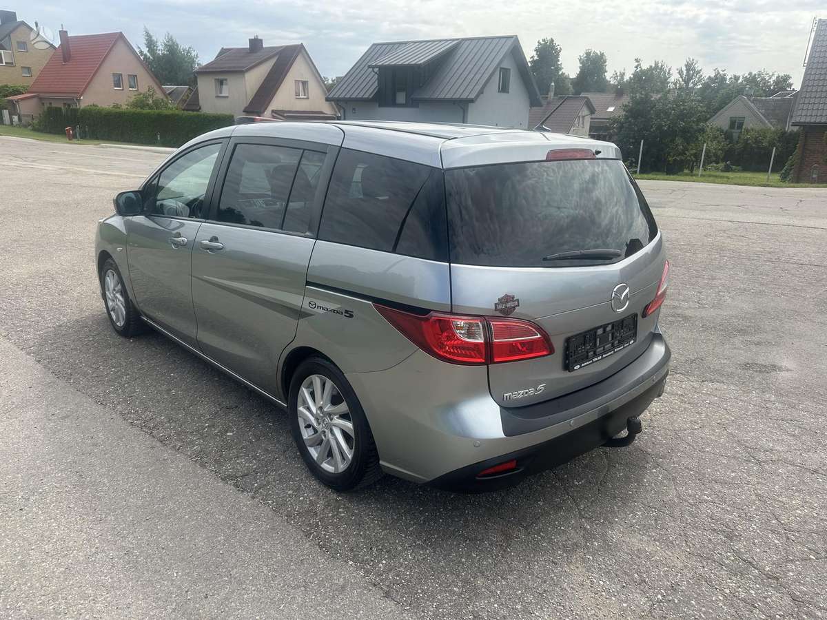 Mazda 5 2011 — photo 5