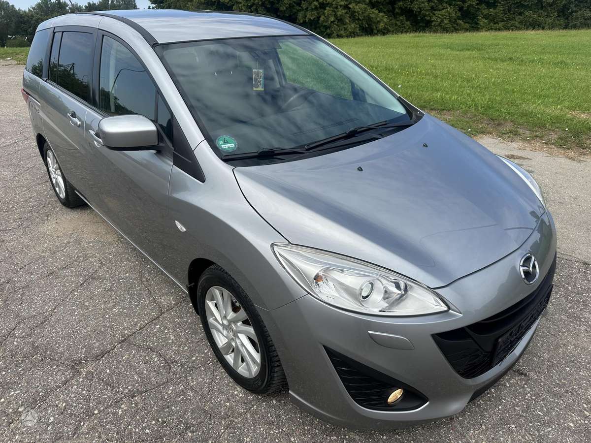 Mazda 5 2011 — photo 9