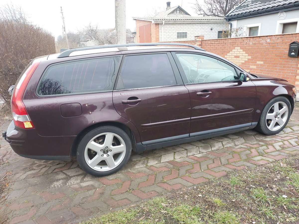 Volvo V50 2005 — вигляд ззаду